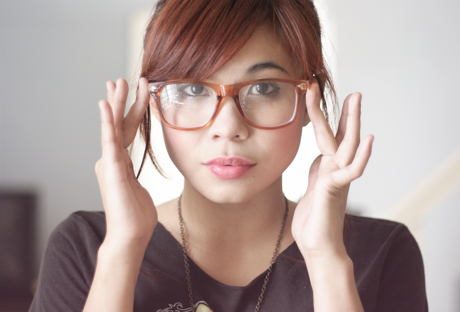 メガネ店はどこがいい 30代からの大人女子には眼鏡専門店がおすすめ ビジョンメガネマガジン メガネ店はどこがいい 30代からの大人女子には眼鏡専門店がおすすめ ビジョンメガネマガジン